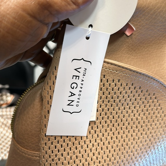 One And Double Strap Backpack material vegan by Metro Muse - Picture 14 of 14